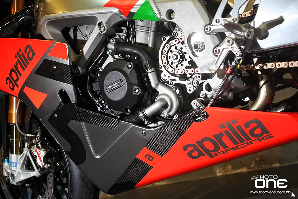 2016 APRILIA RSV4 R-FW Stock2 APX Race