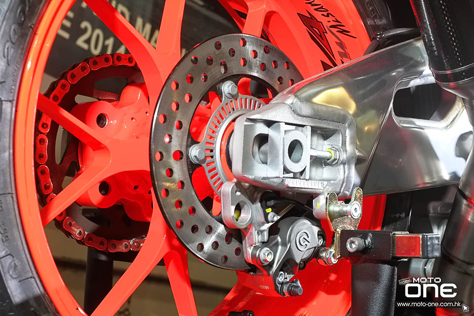 2016 APRILIA RSV4 R-FW Stock2 APX Race
