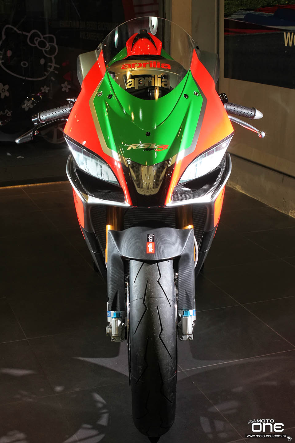 2016 APRILIA RSV4 R-FW Stock2 APX Race