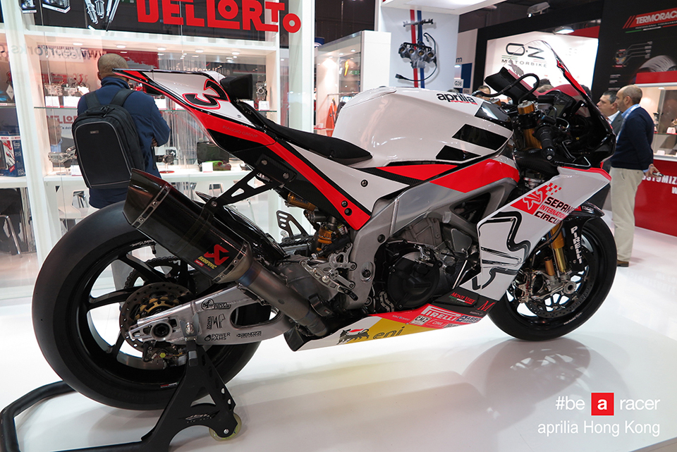 2016 APRILIA RSV4 R-FW Stock2 APX Race