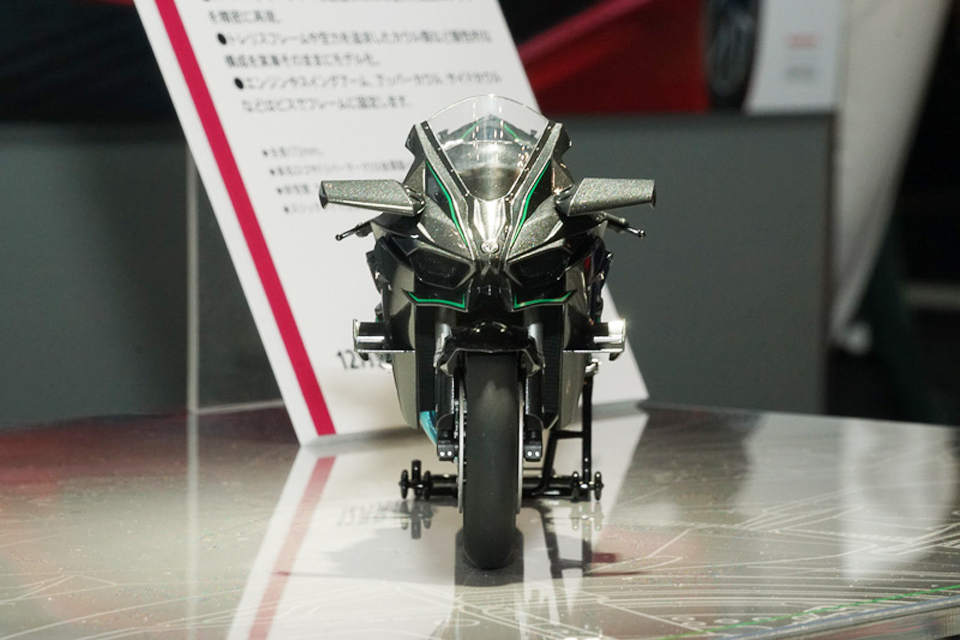 2016_KAWASAKI H2R TAMIYA