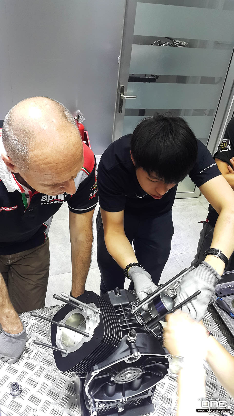 2016 MOTO GUZZI V9 SERVICES TRAINING