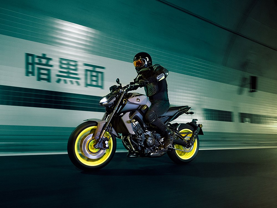 2017 YAMAHA MT-09