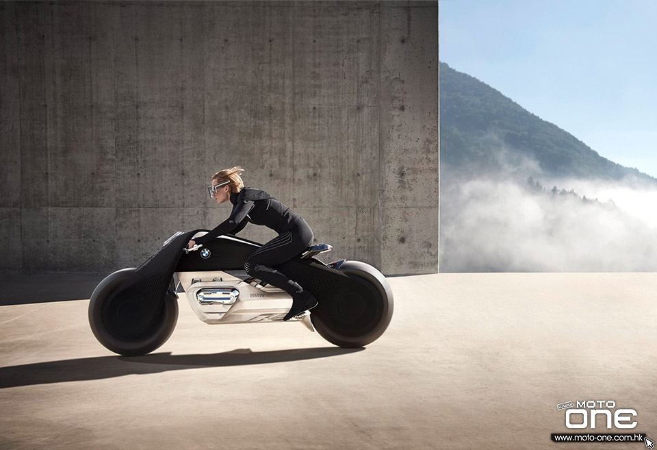 2017_BMW VISION NEXT 100