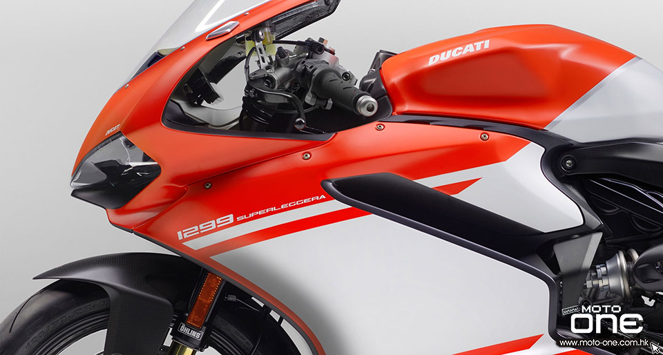 2016_DUCATI 1299 Superleggera