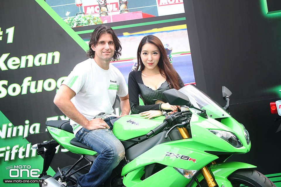 2016 HK MOTORCYCLESHOW girls