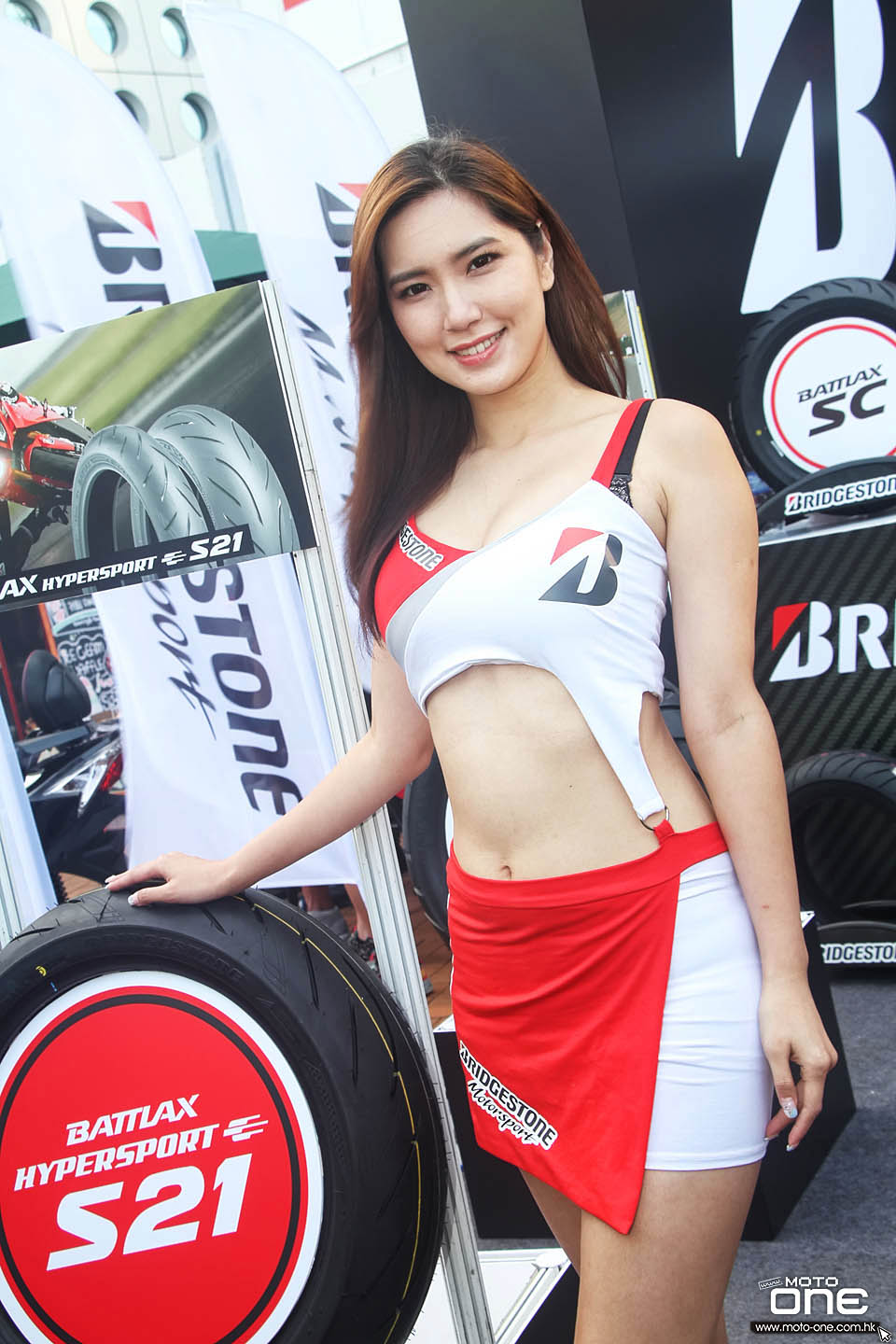 2016 SANWA BRIDGESTONE HJC HK BIKESHOW