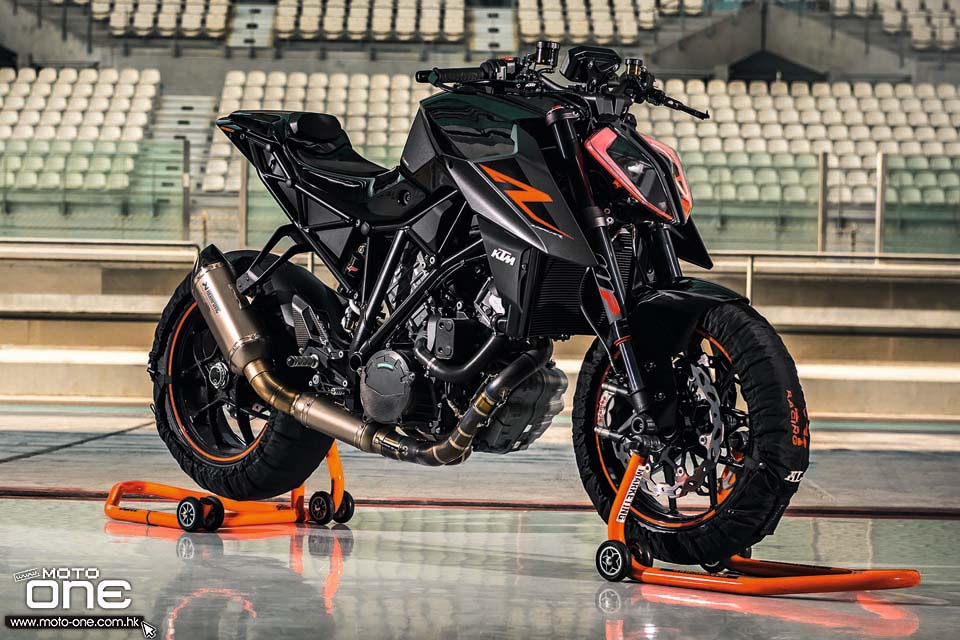 2017 KTM 1290 Super Duke R