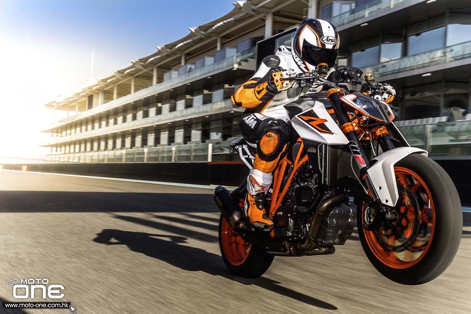 2017 KTM 1290 Super Duke R