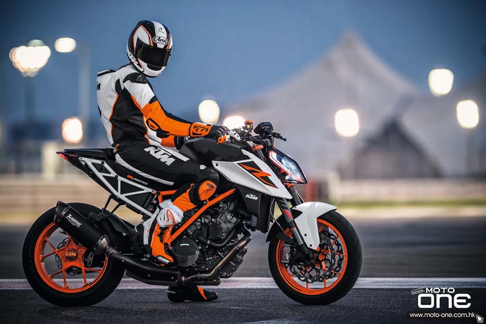 2017 KTM 1290 Super Duke R