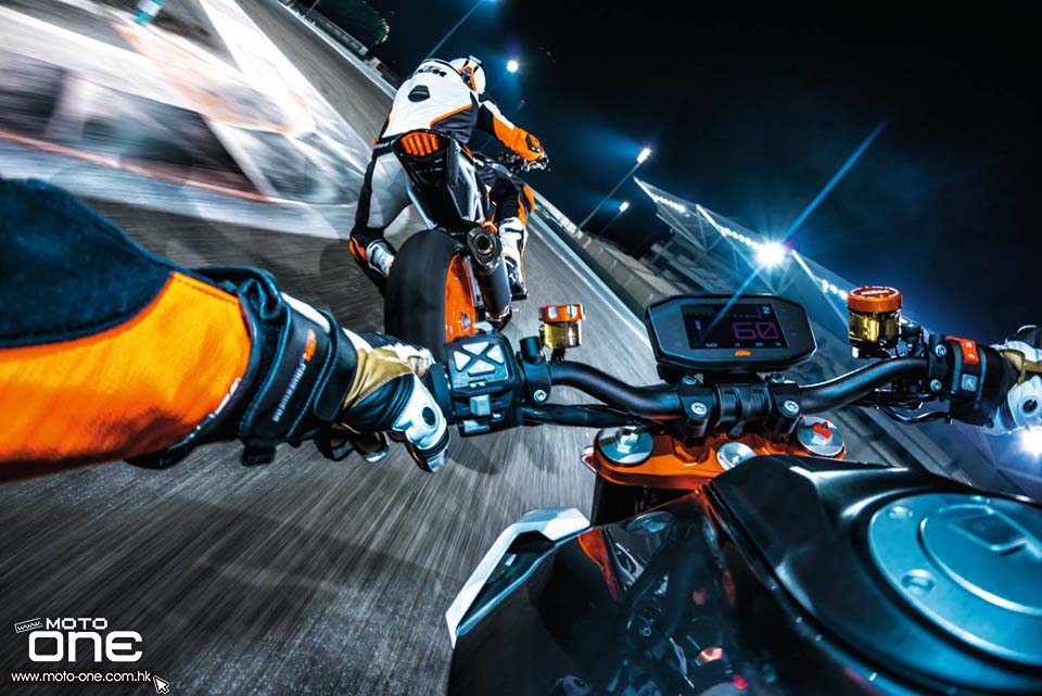 2017 KTM 1290 Super Duke R