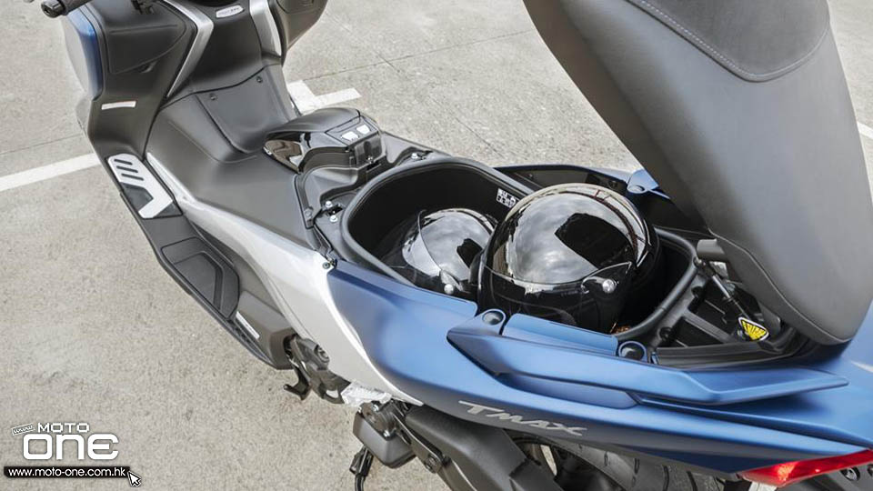 2017 Yamaha TMAX DX