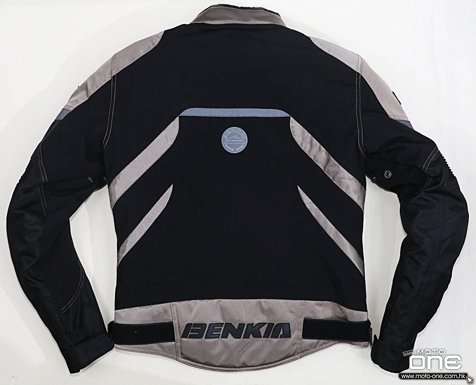 2016 BENKIA SUIT