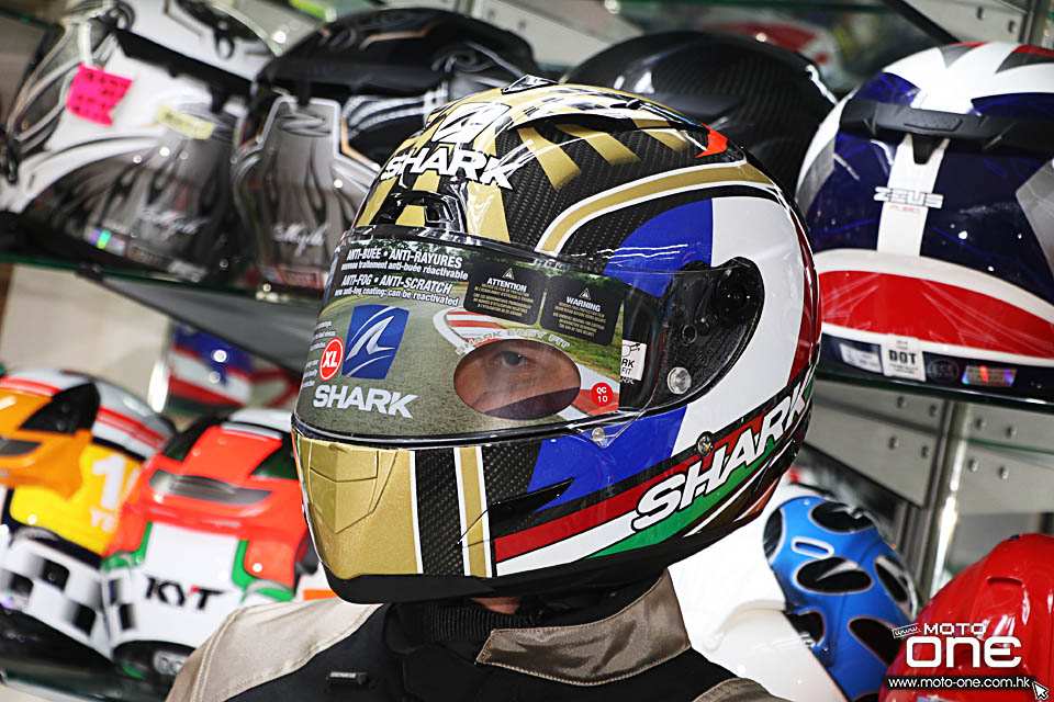 2016 BENKIA SUIT