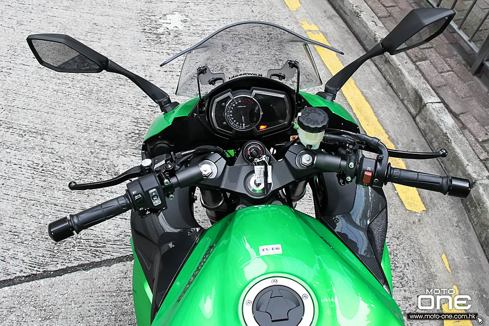 2017 KAWASAKI Z1000SX