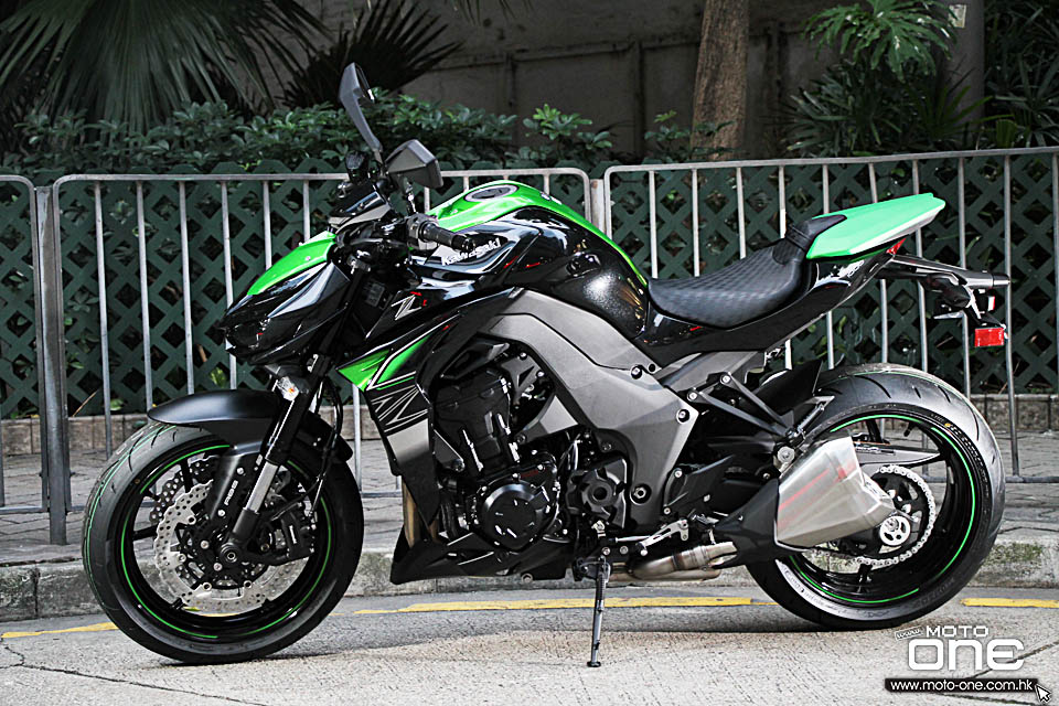 2017 KAWASAKI Z1000 Z1000R