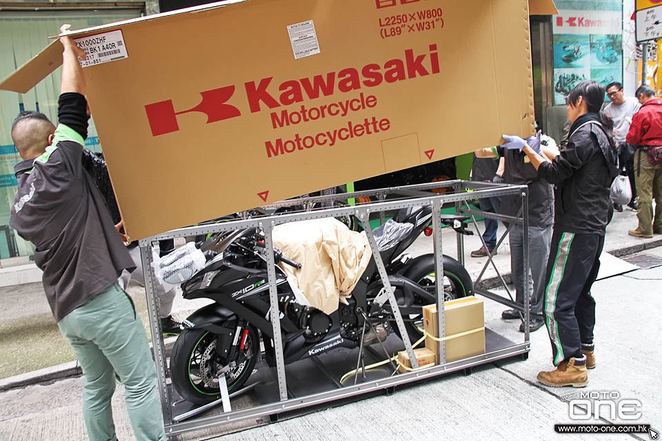 2017 KAWASAKI ZX-10RR HENRY OPEN BOX