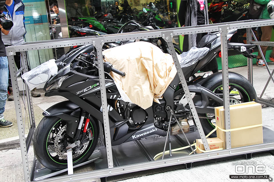 2017 KAWASAKI ZX-10RR HENRY OPEN BOX