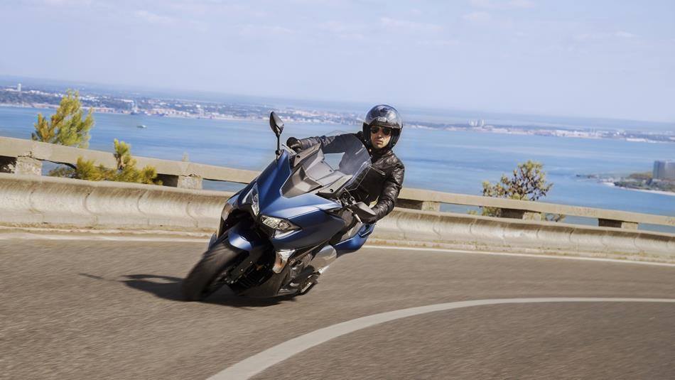 2017 YAMAHA T-Max 530 YZF-R6 MACAU