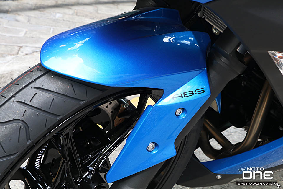 2017 KAWASAKI NINJA300 ABS