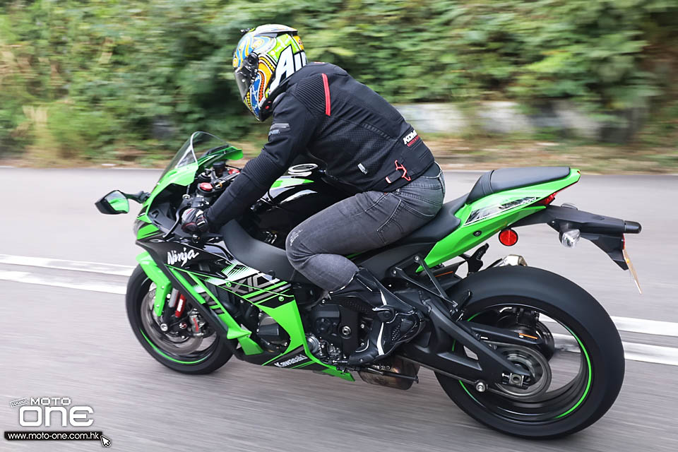 2017 KAWASKAI NINJA ZX-10RR TEST