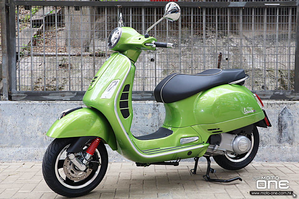 2017 Vespa GTS 300 Super 