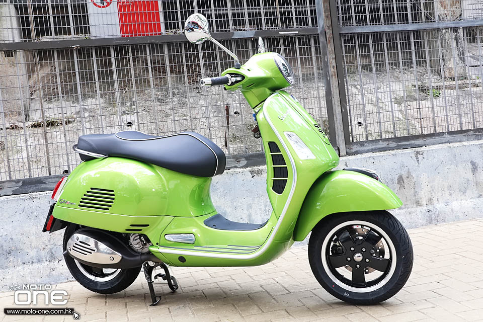 2017 Vespa GTS 300 Super 