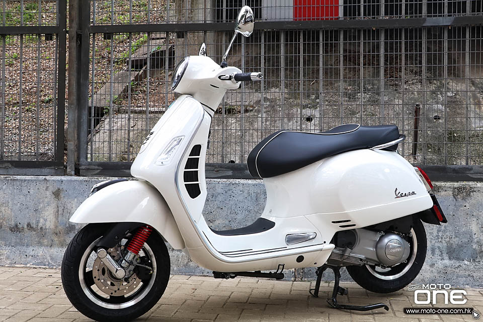 2017 Vespa GTS 300 Super 