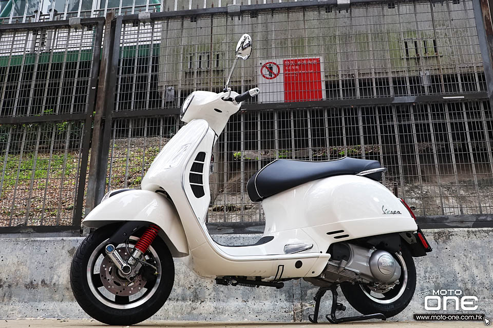 2017 Vespa GTS 300 Super 