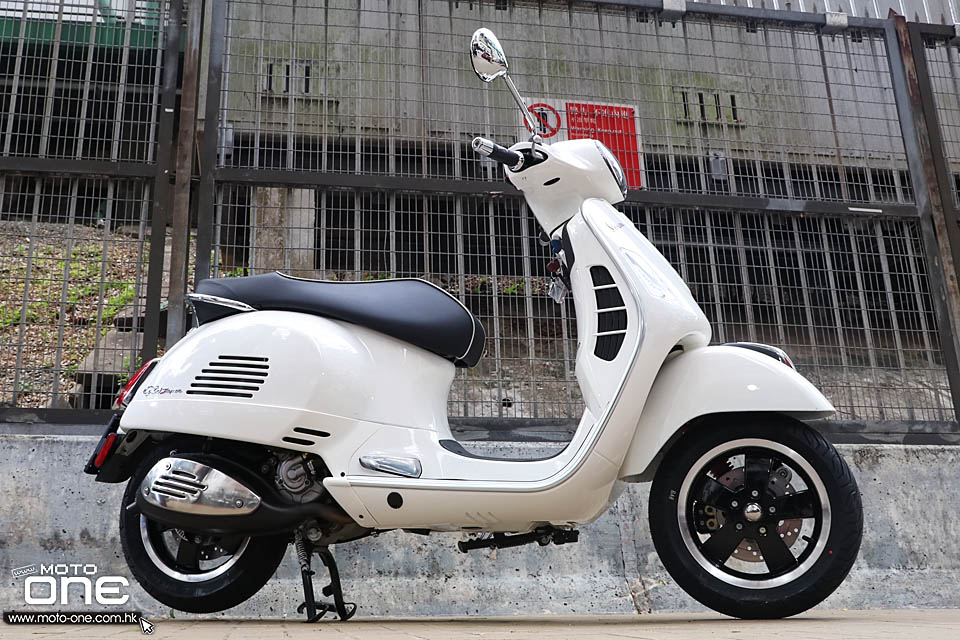 2017 Vespa GTS 300 Super 