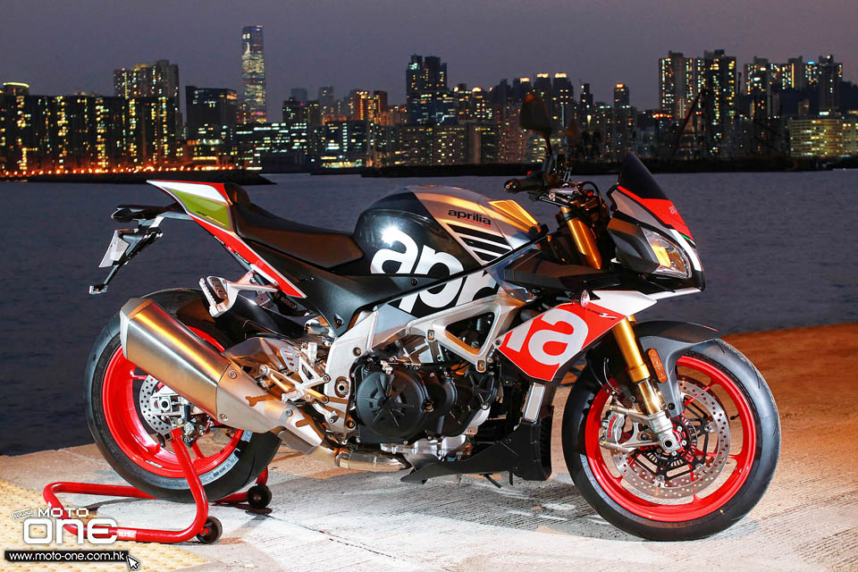 2017 APRILIA RSV4 RF Tuono 1100 Factory