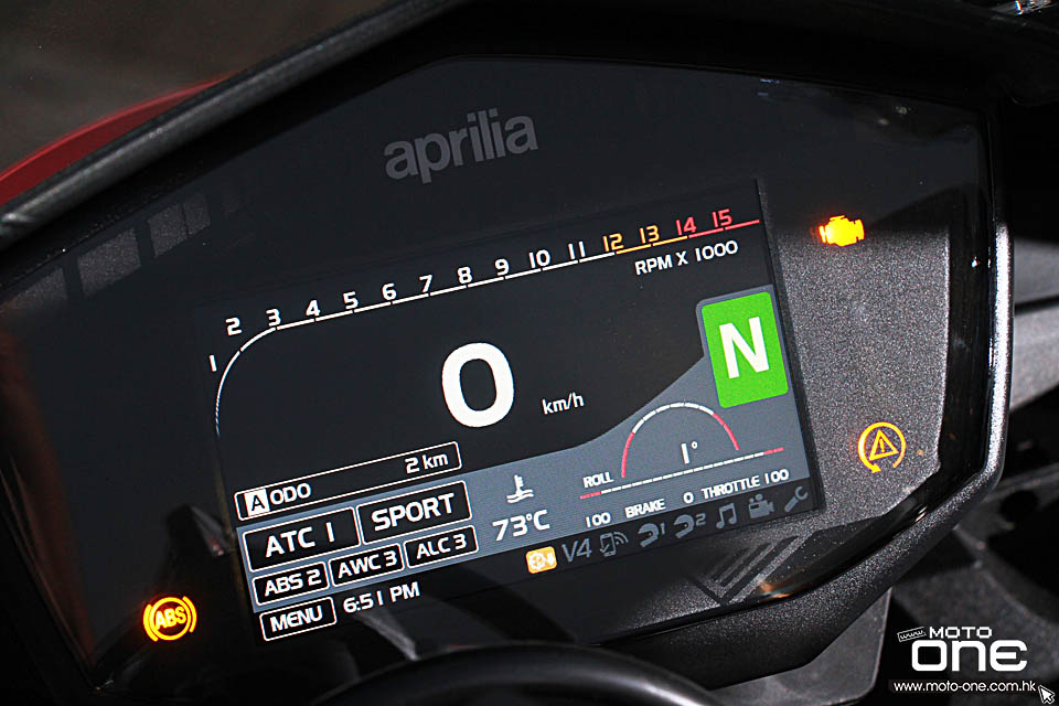 2017 APRILIA RSV4 RF Tuono 1100 Factory