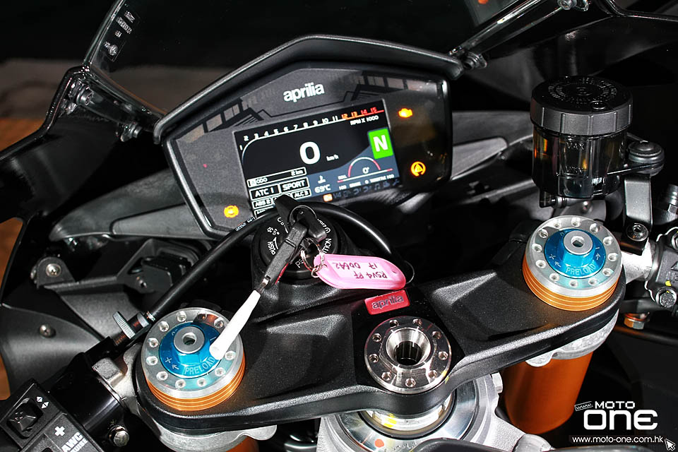 2017 APRILIA RSV4 RF Tuono 1100 Factory