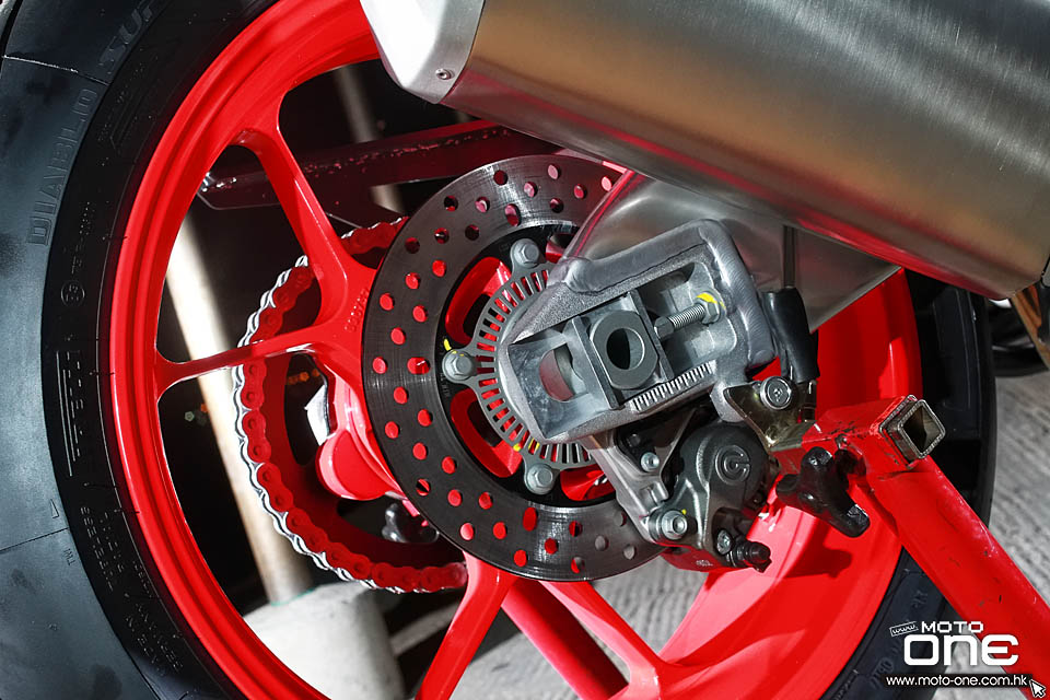 2017 APRILIA RSV4 RF Tuono 1100 Factory