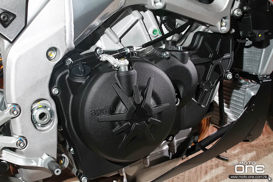 2017 APRILIA RSV4 RF Tuono 1100 Factory