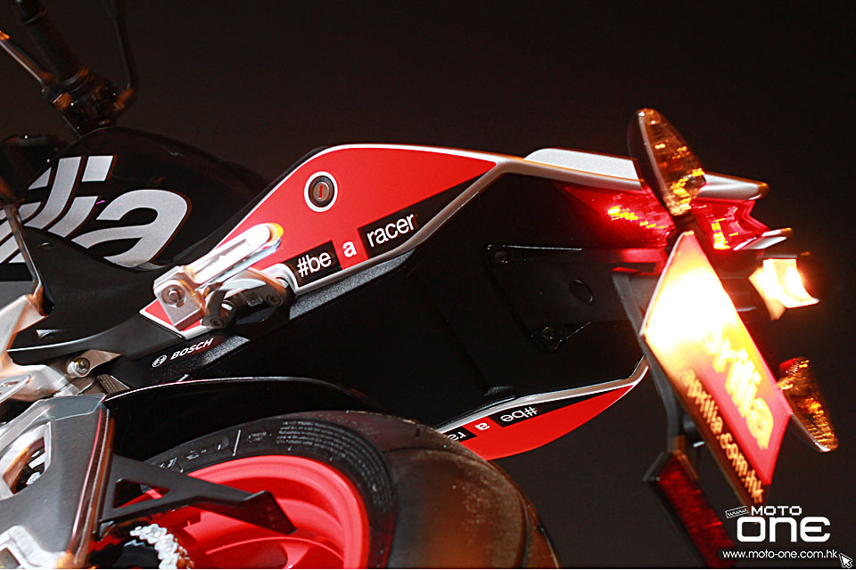 2017 APRILIA RSV4 RF Tuono 1100 Factory