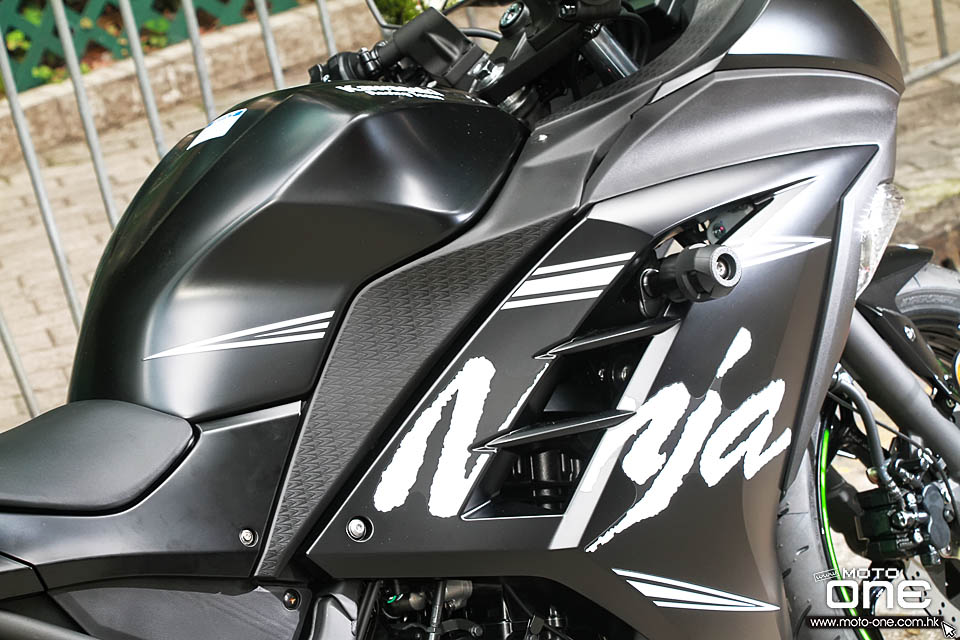 2017 KAWASAKI NINJA 300 ABS WINTER SP