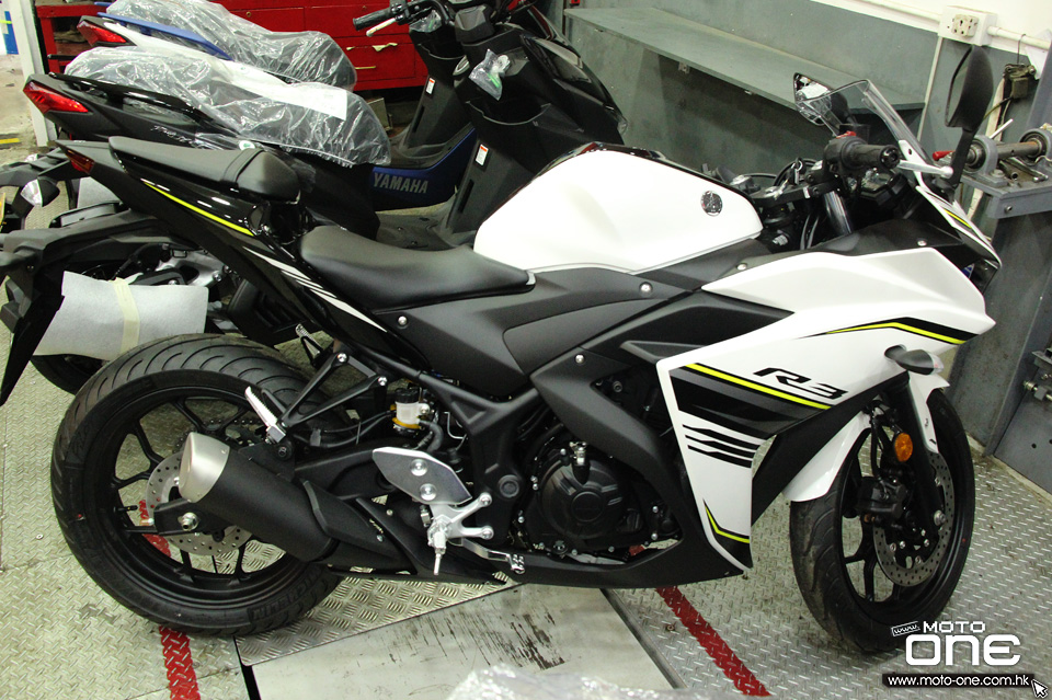 YAMAHA YZF-R3