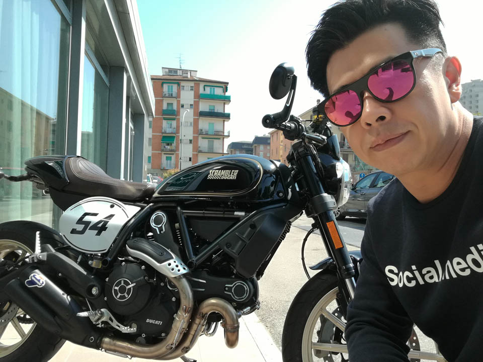 2017 Ducati Scrambler Cafe Racer Simon Kwan