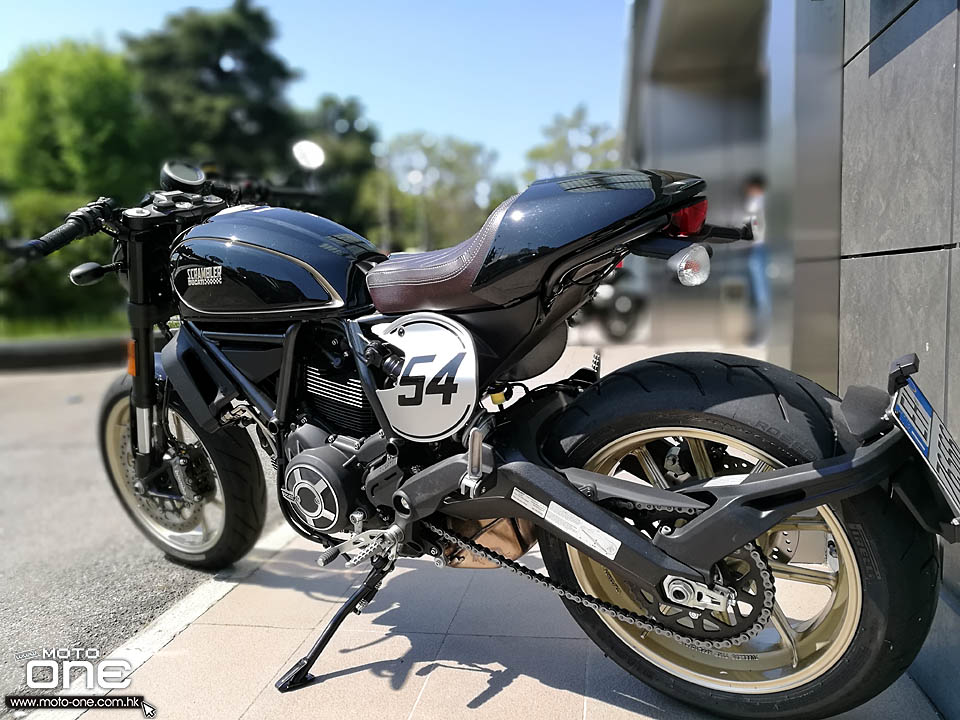 2017 Ducati Scrambler Cafe Racer Simon Kwan