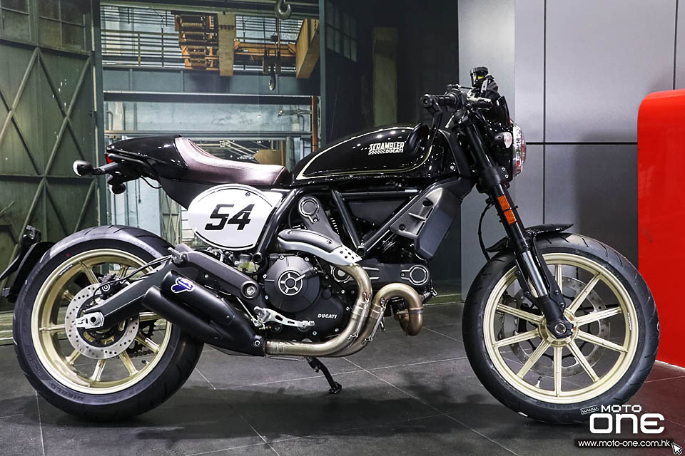 2017 Ducati Scrambler Cafe Racer Simon Kwan