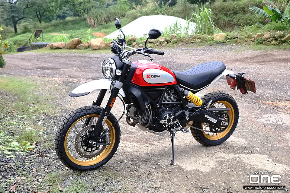 2017 Ducati Scrambler Desert Sled SIMON KWAN