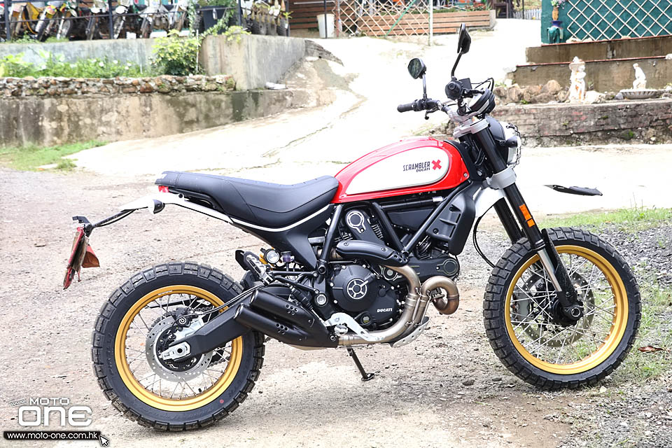 2017 Ducati Scrambler Desert Sled SIMON KWAN