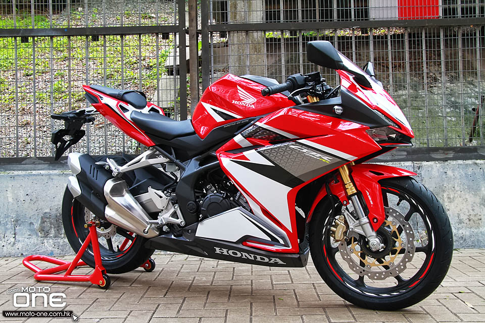 2017 HONDA CBR250RR ABS