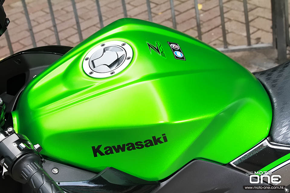 2017 KAWASAKI Z300 ABS