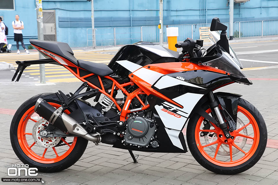 2017 KTM RC390