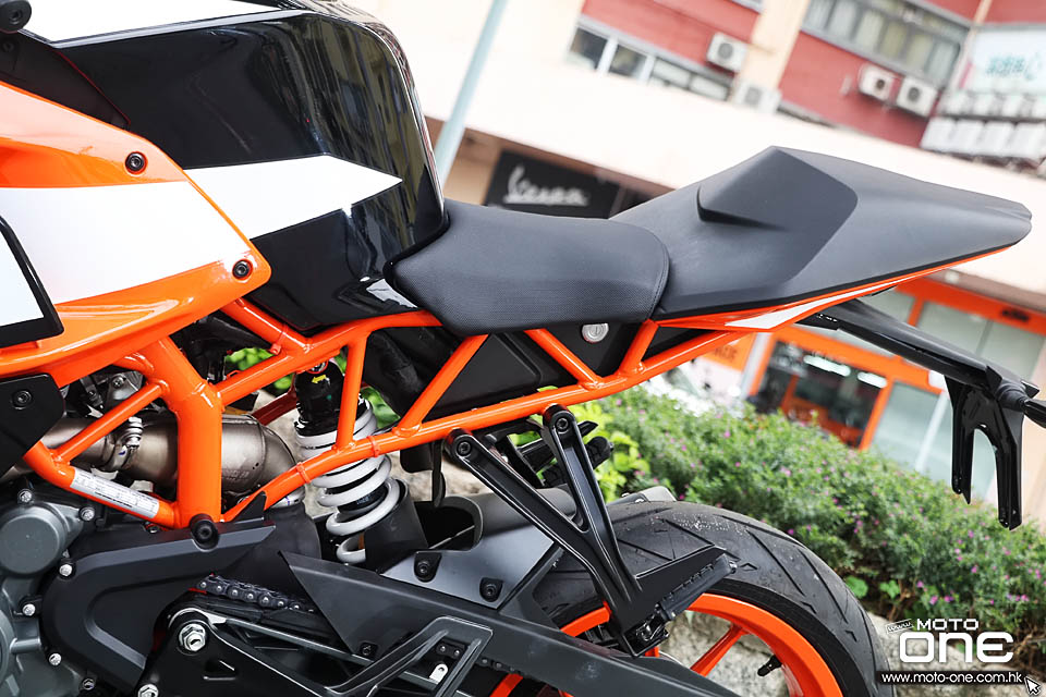 2017 KTM RC390