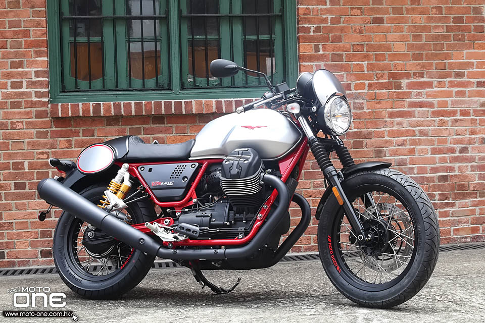 2017 Moto Guzzi V7 III Anniversario Racer