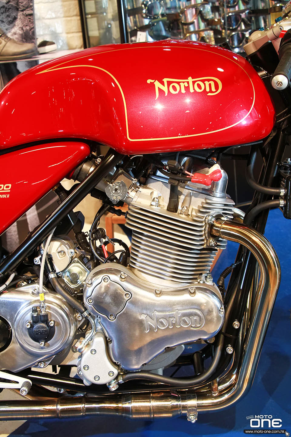 2017 NORTON COMMANDO 961 CAFE RACER x SPORT MK2