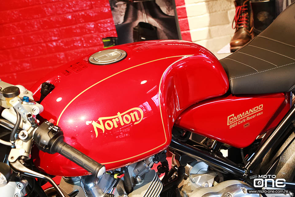 2017 NORTON COMMANDO 961 CAFE RACER x SPORT MK2